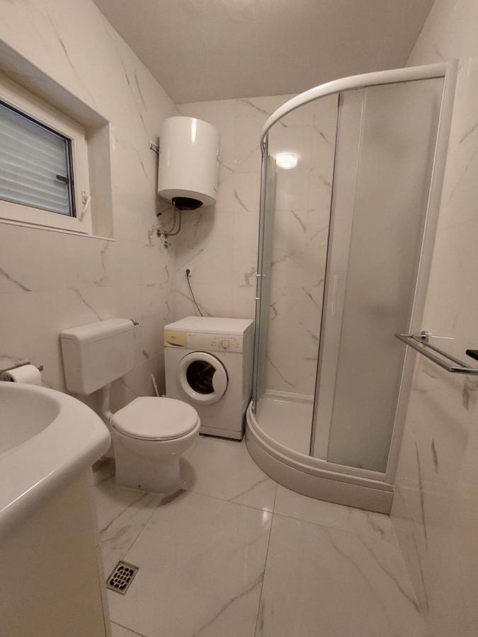 Apartments Pintar Sveti Juraj Bagian luar foto
